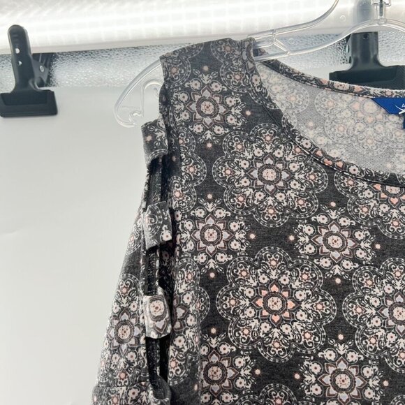 Apt. 9 Women's Long Ladder Sleeve Top Gray/Multi Size Small - Picture 3 of 9